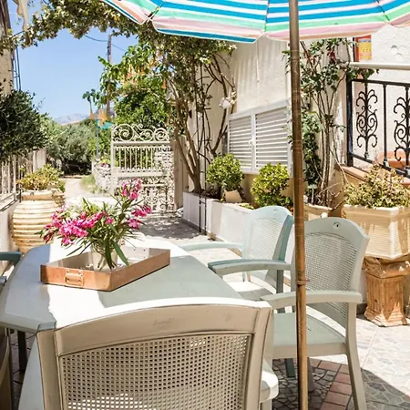 Apartamento Niriides Stoúpa